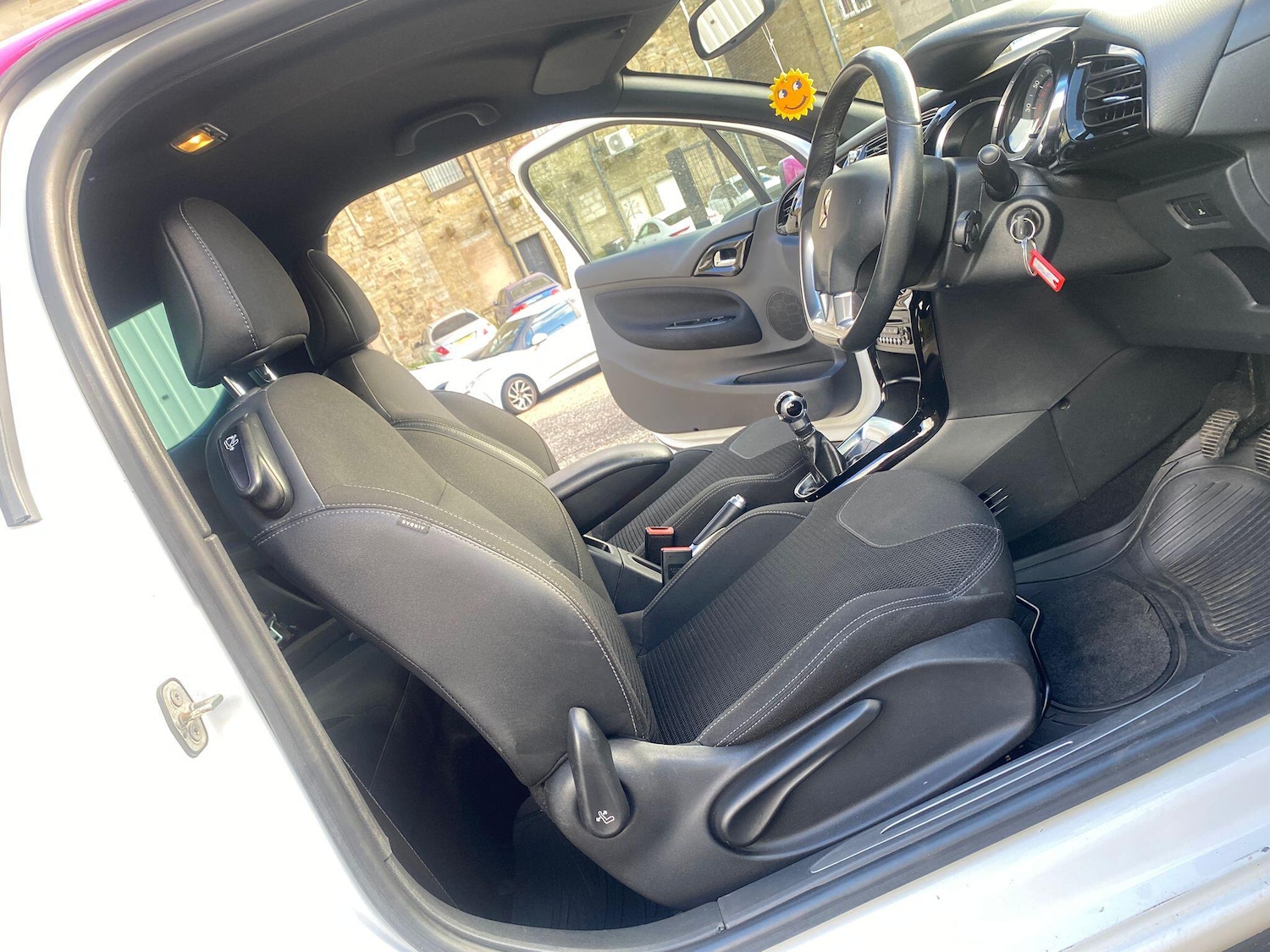 Used Citroen DS3 2012 for sale - 76408461: Photo 22