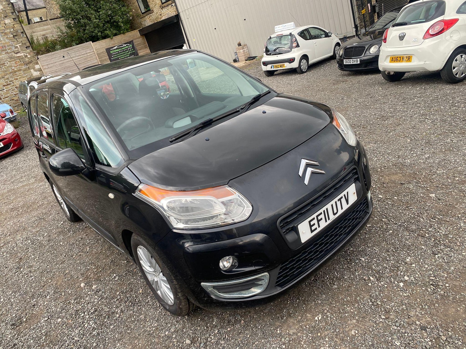 Vehicle 1