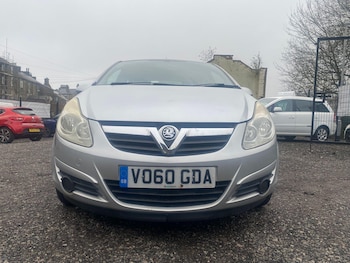 Used Vauxhall Corsa 2010 for sale - 77510687: Photo