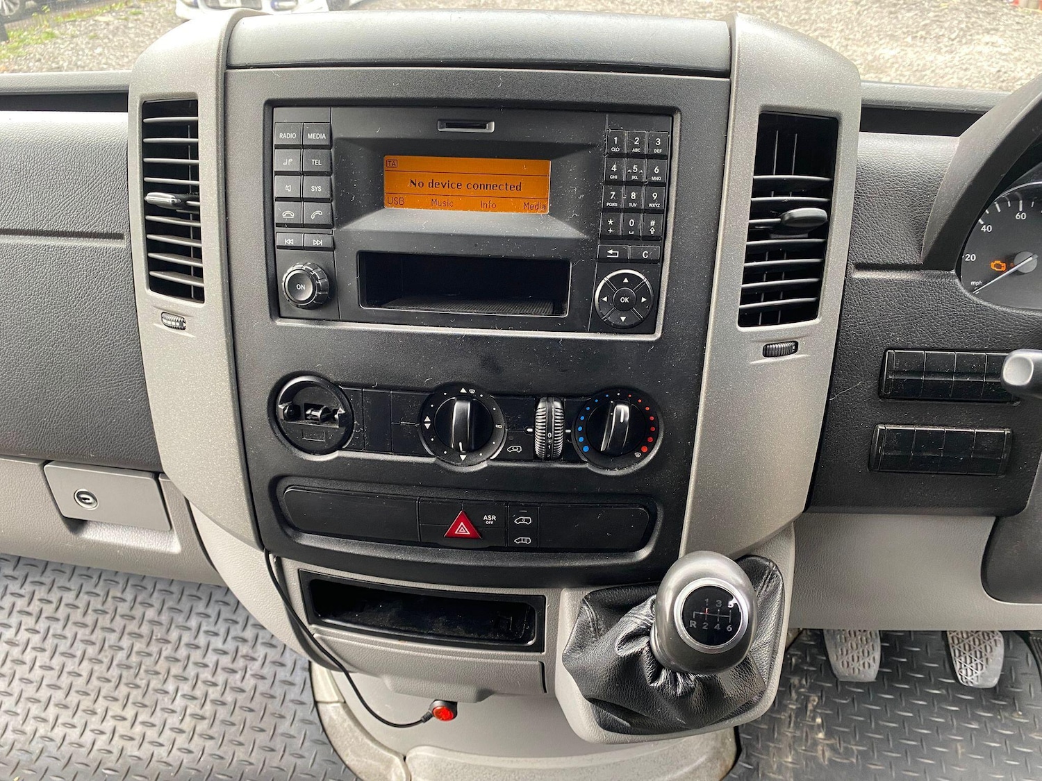 Used Mercedes-Benz Sprinter 2017 for sale - 77853564: Photo 19