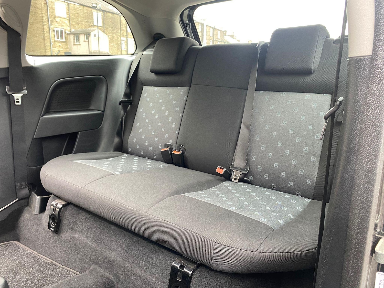 Used Ford Fiesta 2004 for sale - 76360259: Photo 13