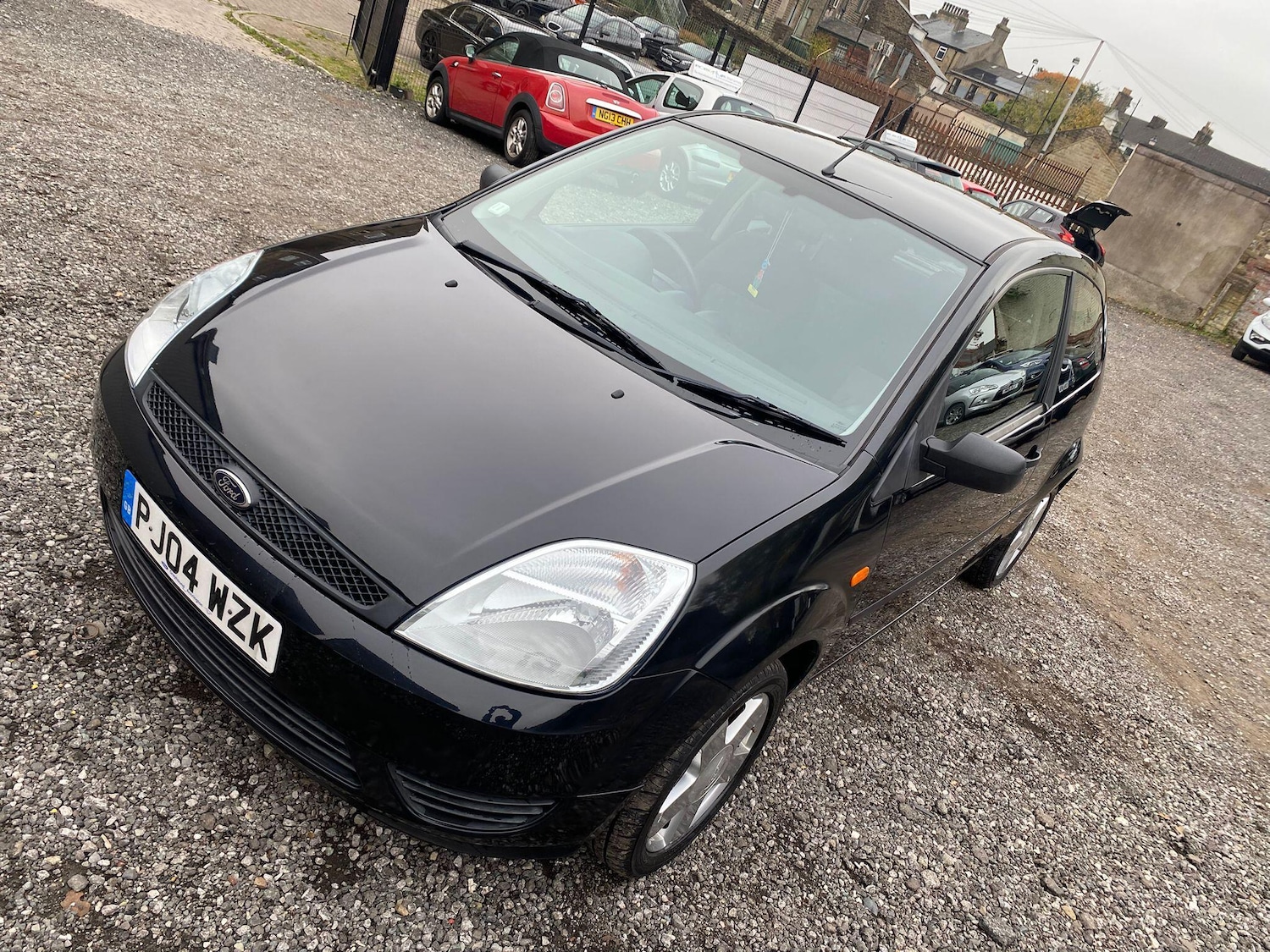 Used Ford Fiesta 2004 for sale - 76360259: Photo 2