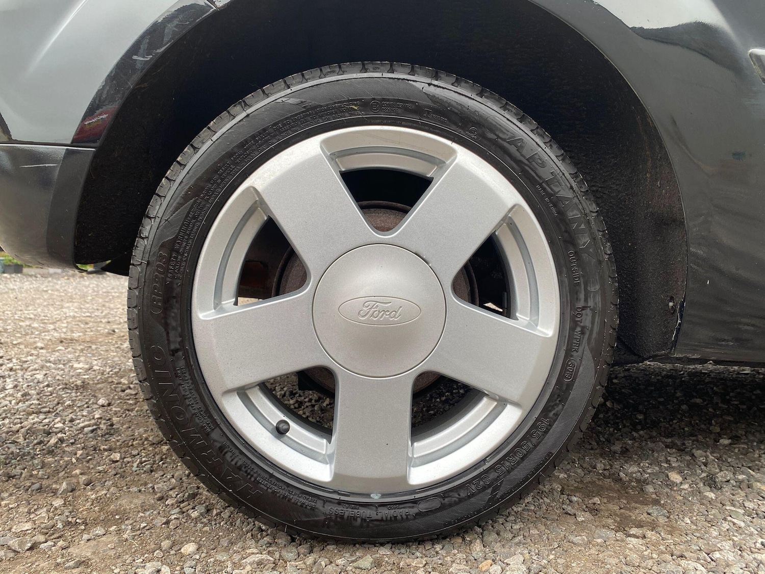 Used Ford Fiesta 2004 for sale - 76360259: Photo 24