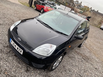 Used Ford Fiesta 2004 for sale - 76360259: Photo