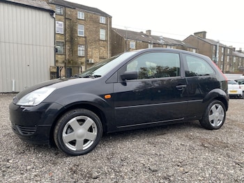 Used Ford Fiesta 2004 for sale - 76360259: Photo