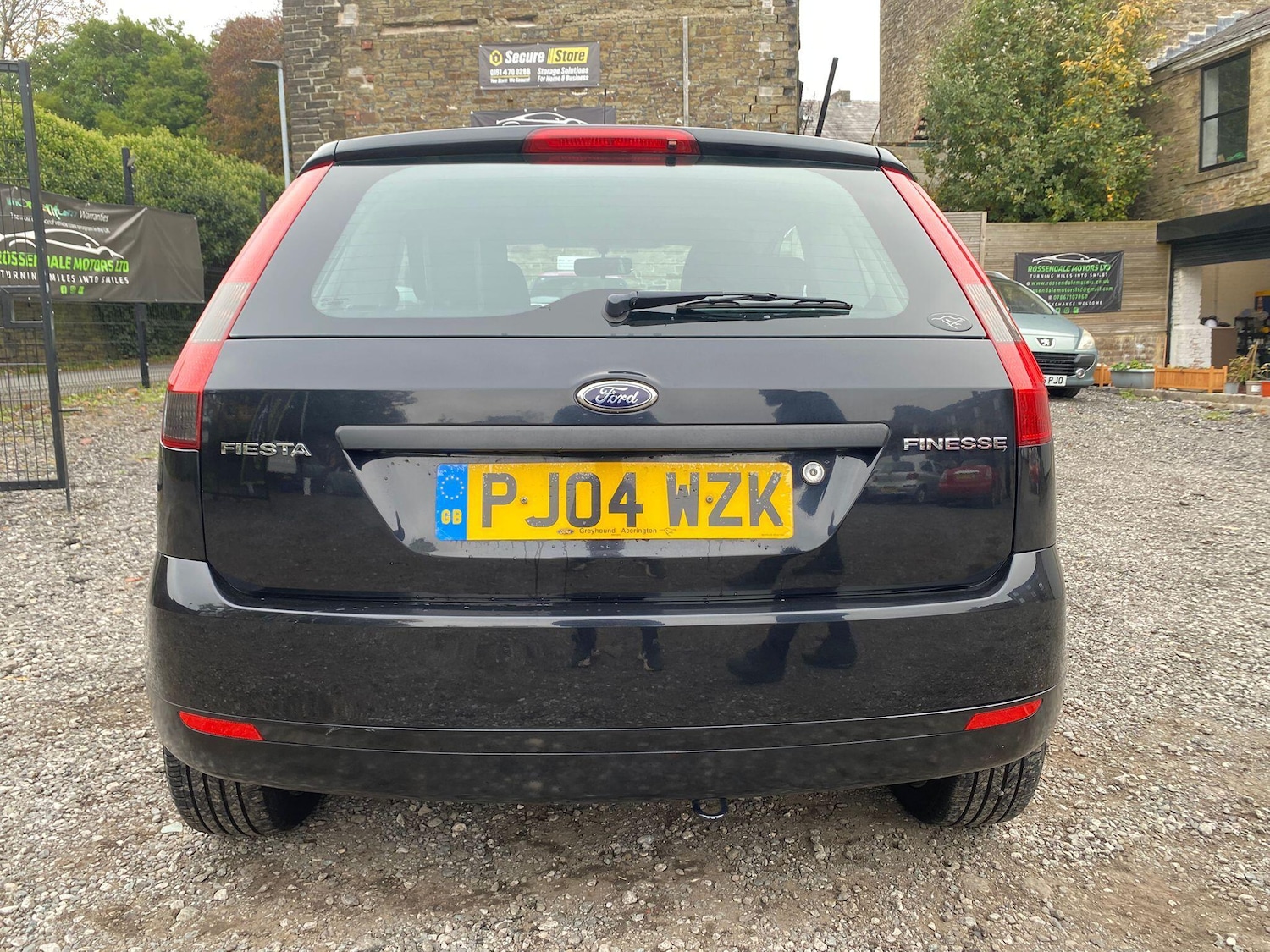 Used Ford Fiesta 2004 for sale - 76360259: Photo 6