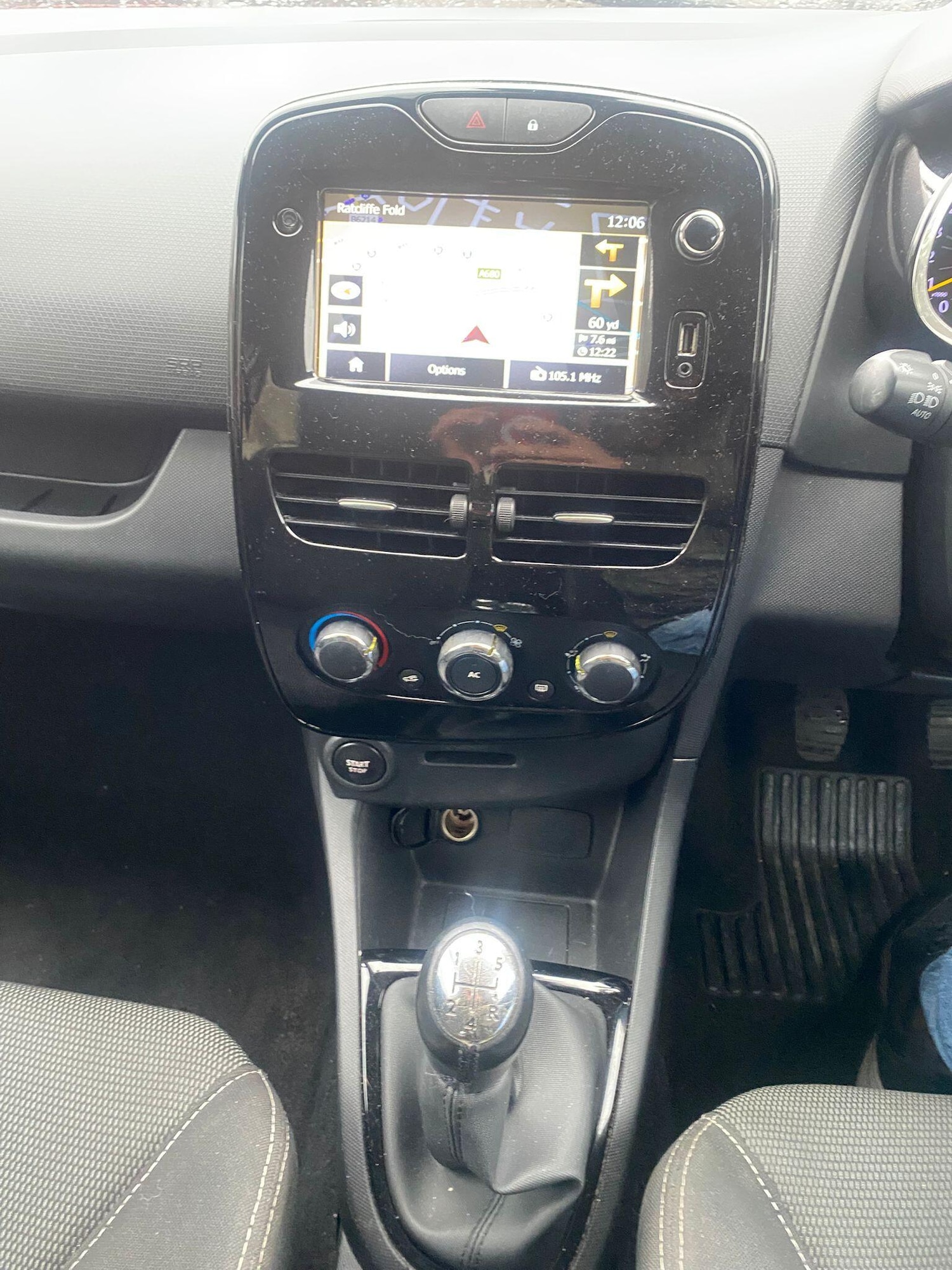 Used Renault Clio 2014 for sale - 76512412: Photo 11