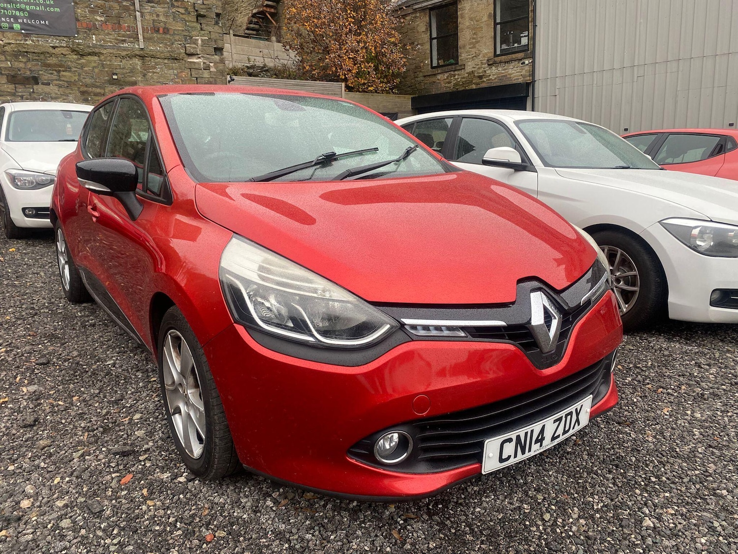 Used Renault Clio 2014 for sale - 76512412: Photo 2