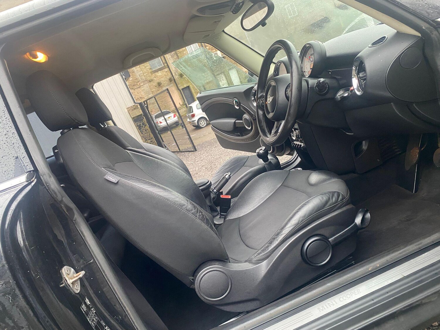 Used MINI Hatch 2011 for sale - 77468196: Photo 11