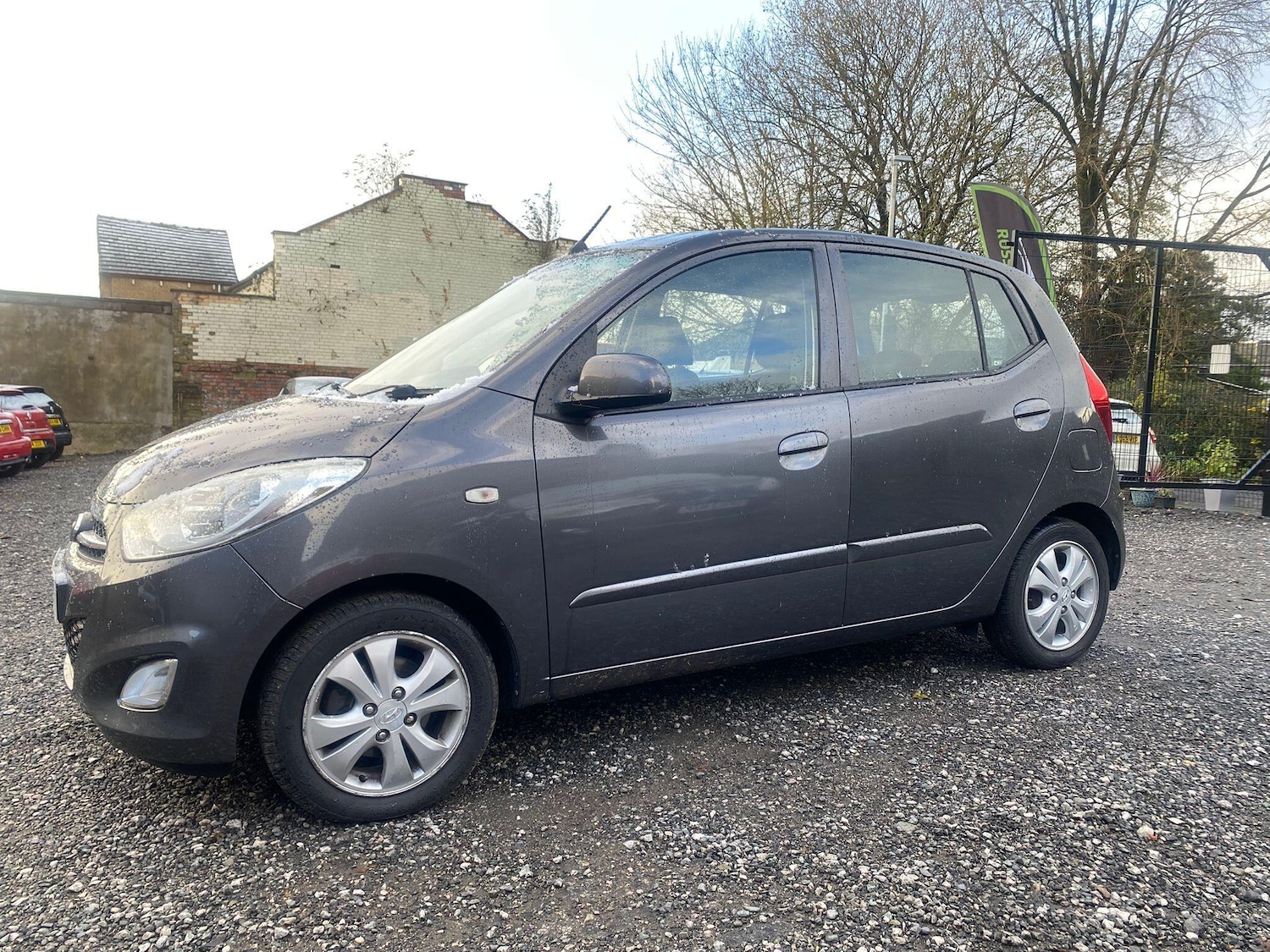 Used Hyundai i10 2013 for sale - 76632755: Photo 3
