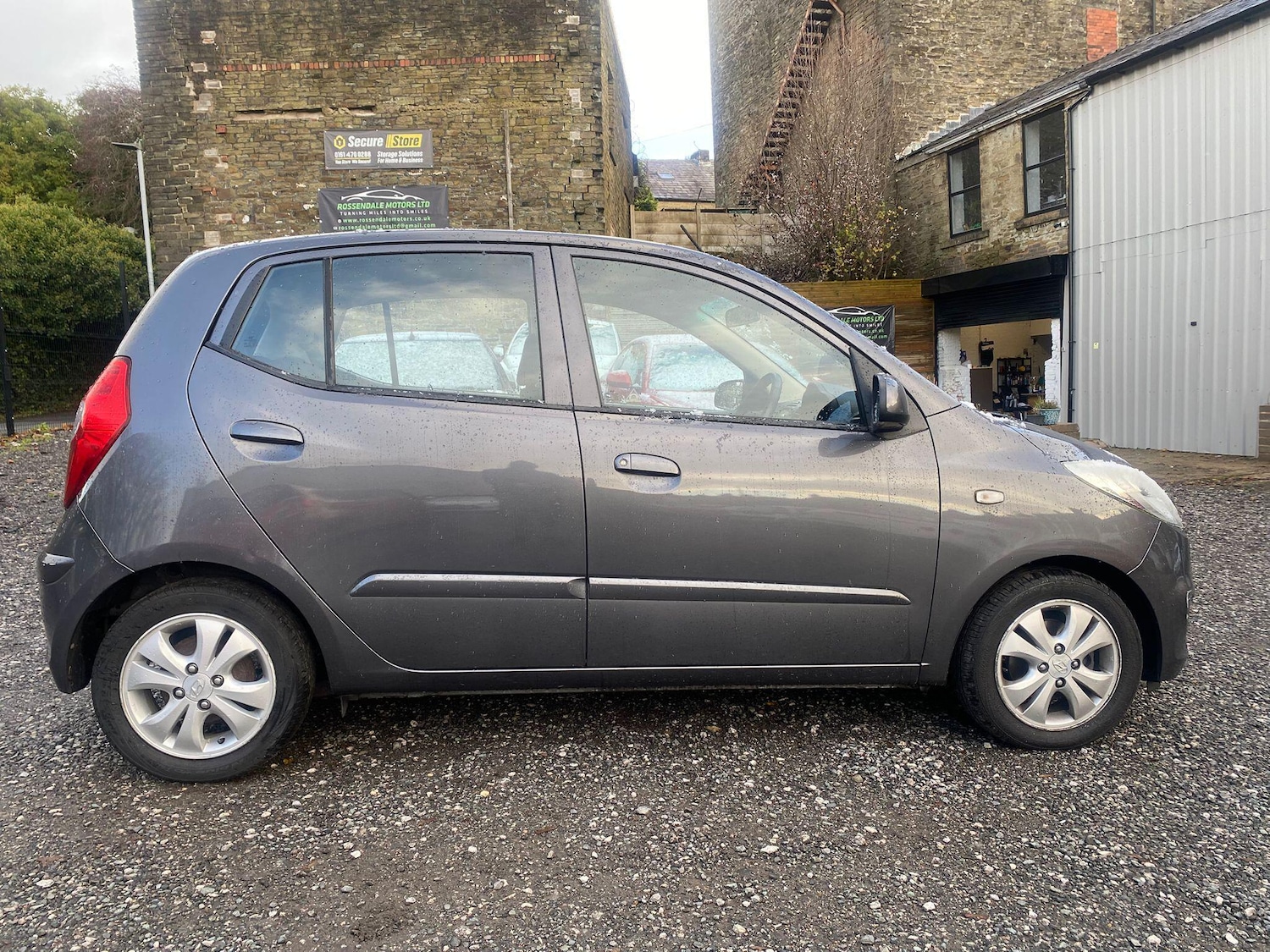 Used Hyundai i10 2013 for sale - 76632755: Photo 4