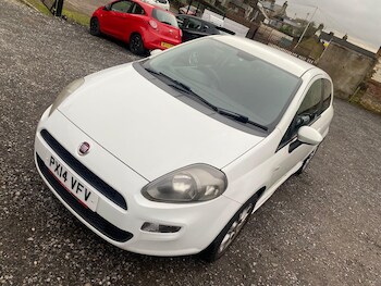Used Fiat Punto 2014 for sale - 77344800: Photo