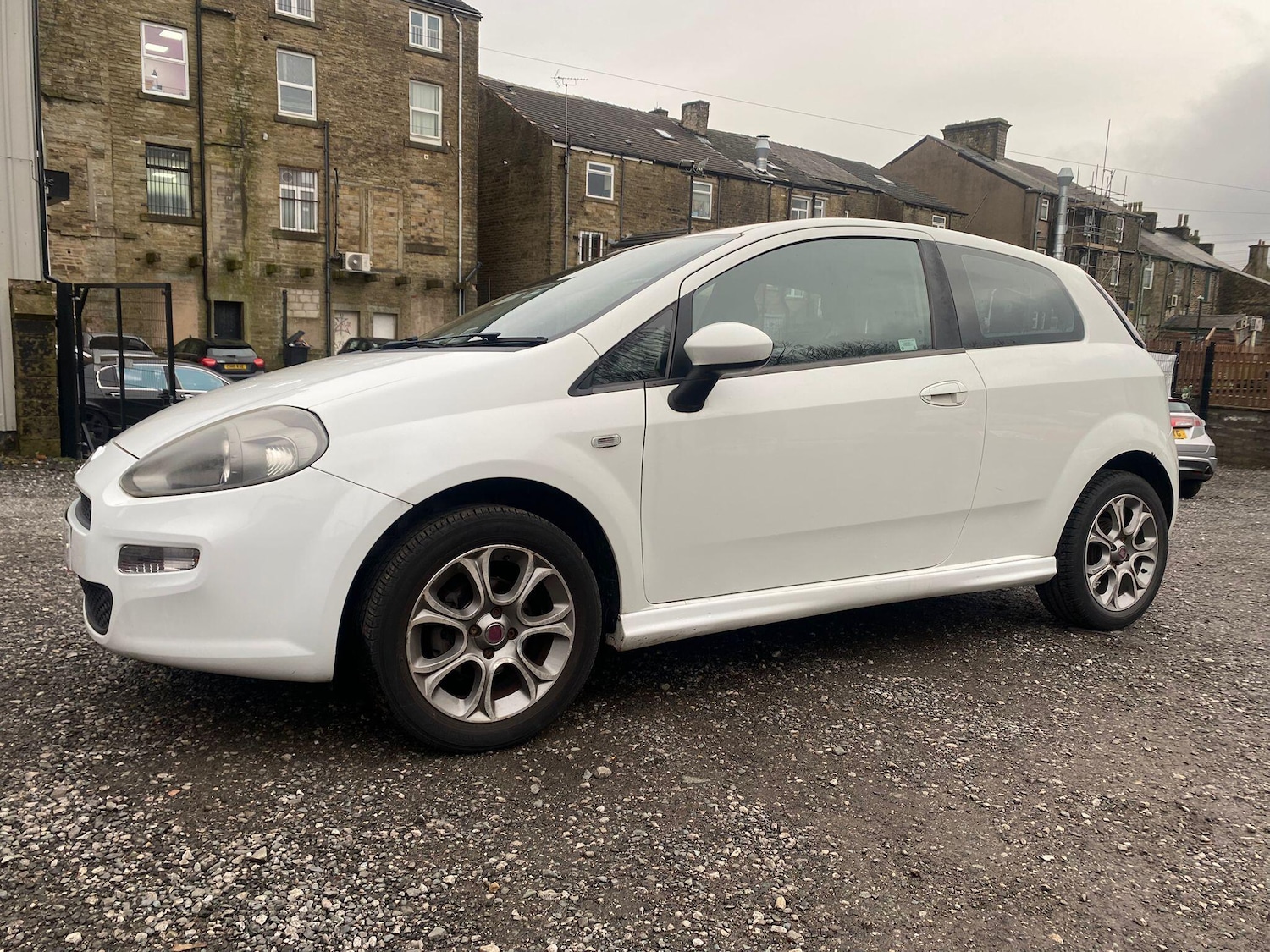 Used Fiat Punto 2014 for sale - 77344800: Photo 5
