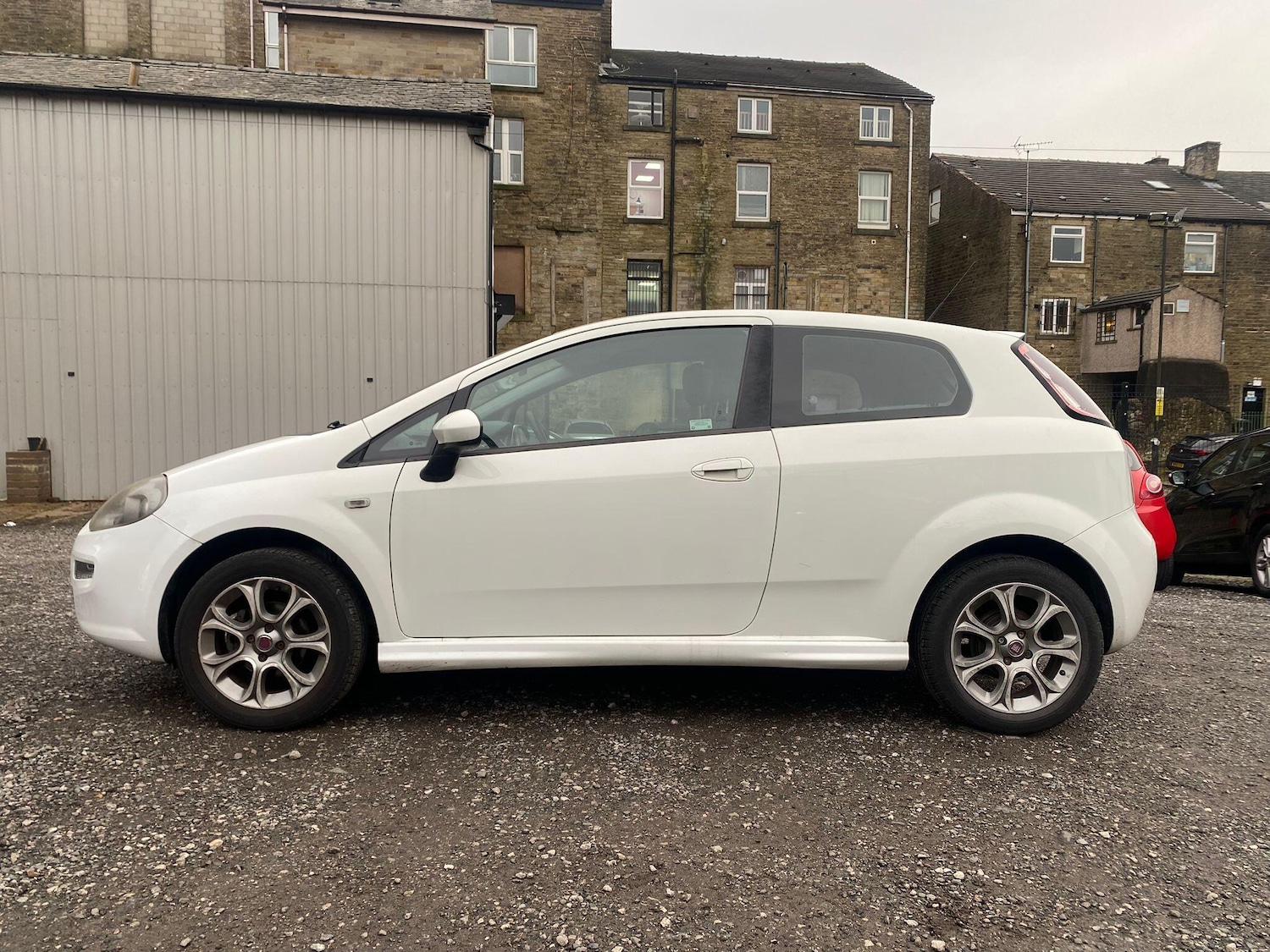 Used Fiat Punto 2014 for sale - 77344800: Photo 8