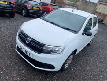 Used Dacia Sandero 2017 for sale - 74776972: Photo
