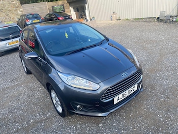 Used Ford Fiesta 2015 for sale - 75563093: Photo