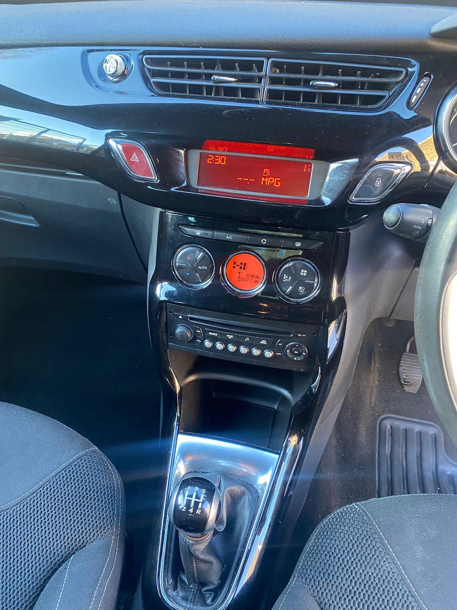 Used Citroen DS3 2012 for sale - 77131185: Photo 12