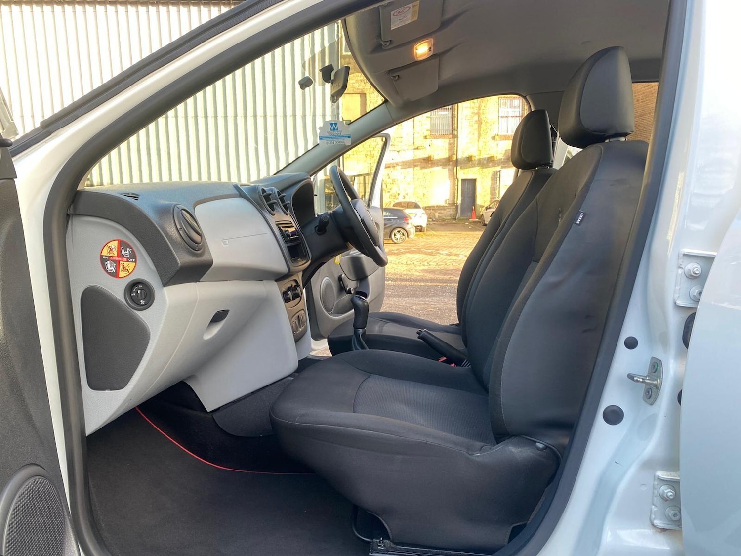 Used Dacia Sandero 2013 for sale - 77163247: Photo 9