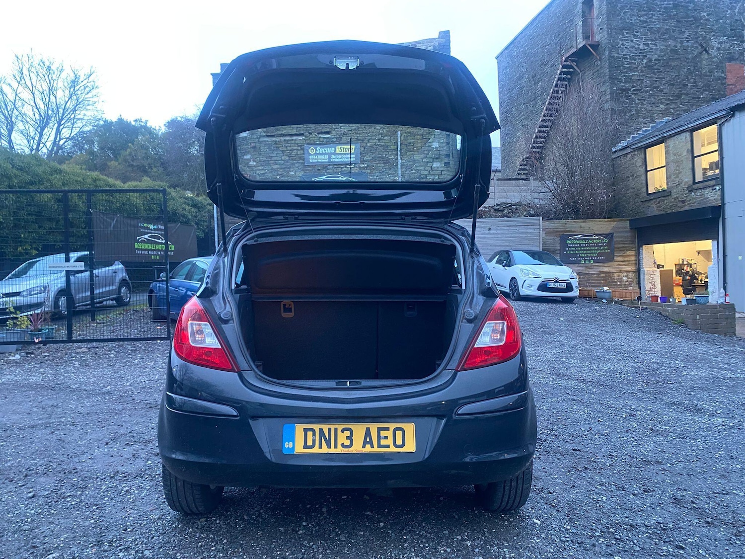 Used Vauxhall Corsa 2013 for sale - 77029250: Photo 11