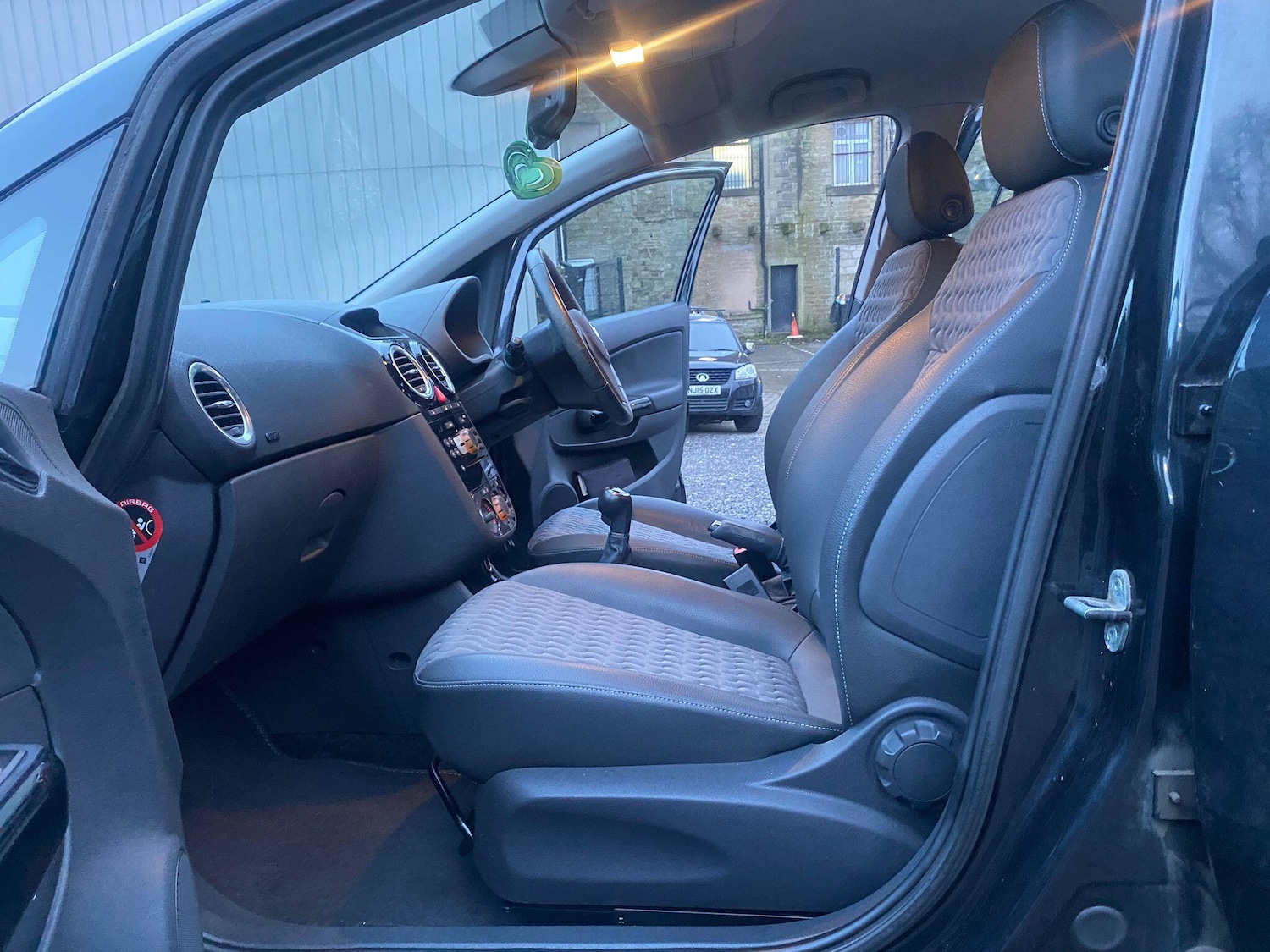 Used Vauxhall Corsa 2013 for sale - 77029250: Photo 12