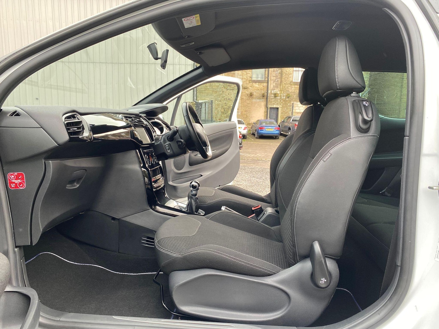 Used DS Automobiles DS 3 2015 for sale - 76423625: Photo 11