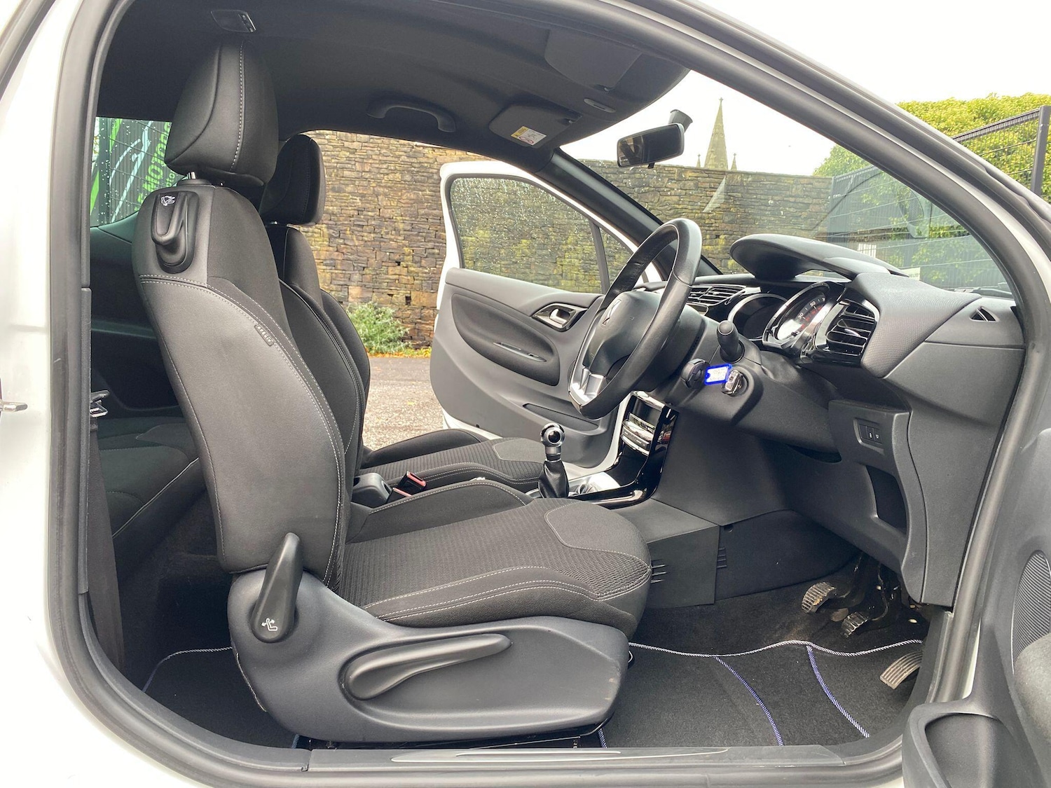 Used DS Automobiles DS 3 2015 for sale - 76423625: Photo 13