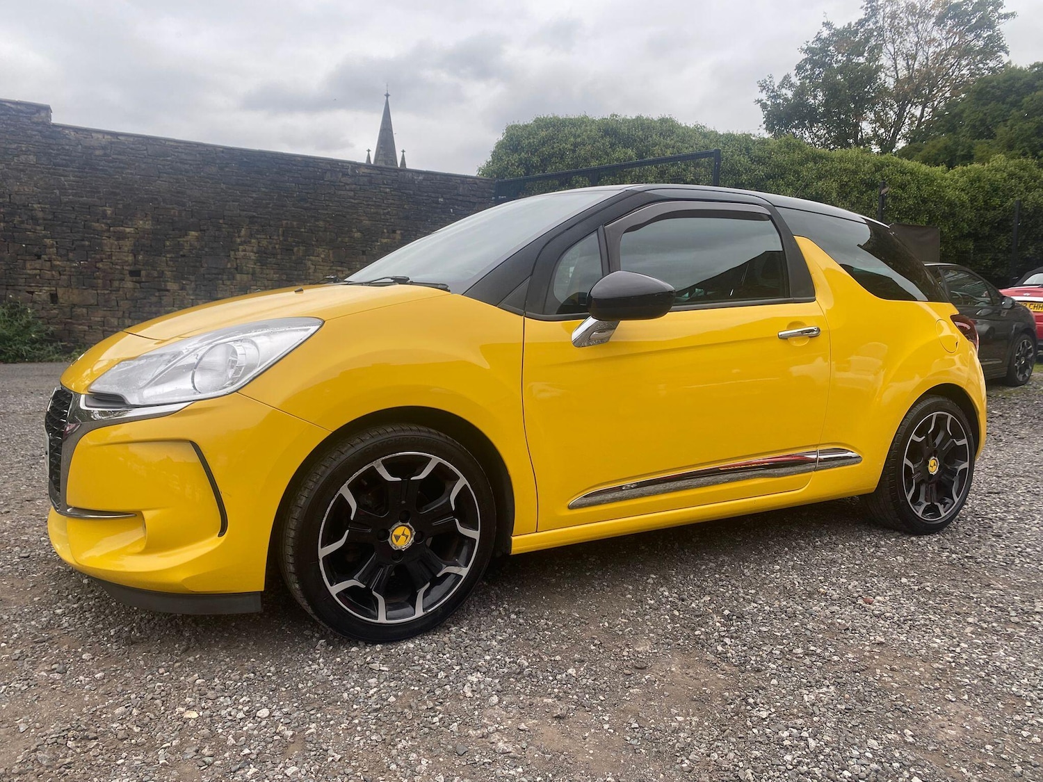 Used DS Automobiles DS 3 2016 for sale - 76108740: Photo 2