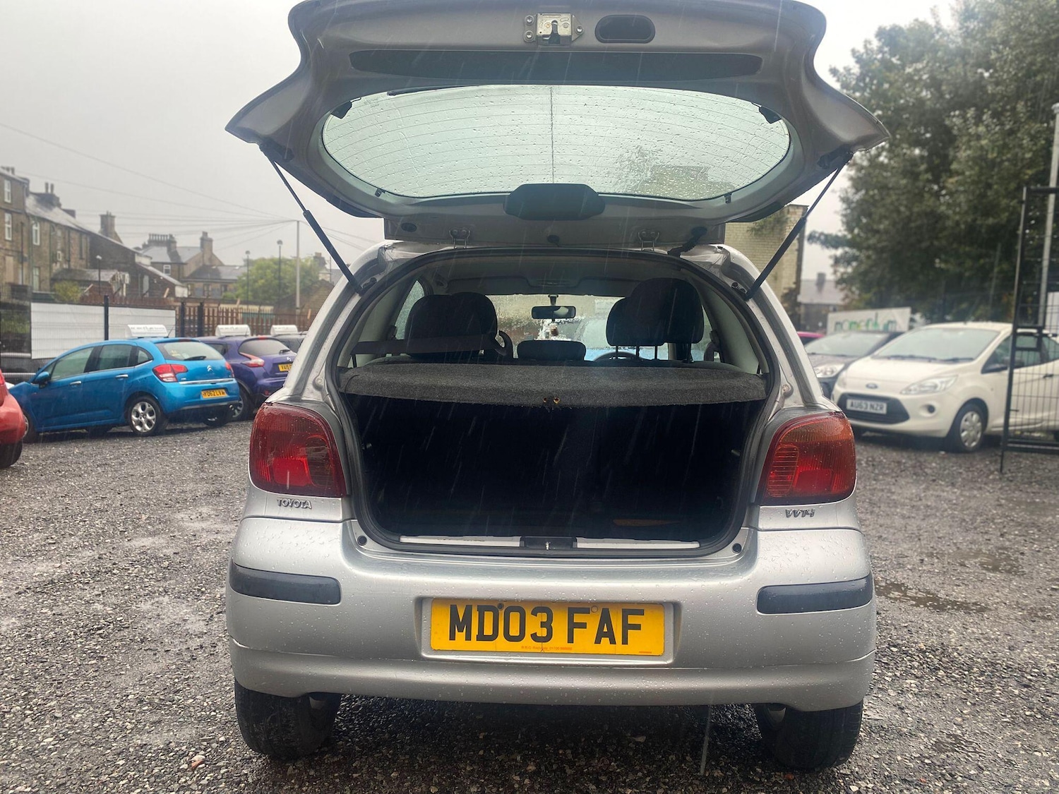 Used Toyota Yaris 2003 for sale - 76021126: Photo 7