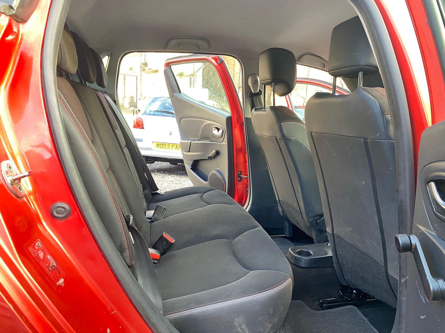 Used Renault Clio 2015 for sale - 76370643: Photo 12