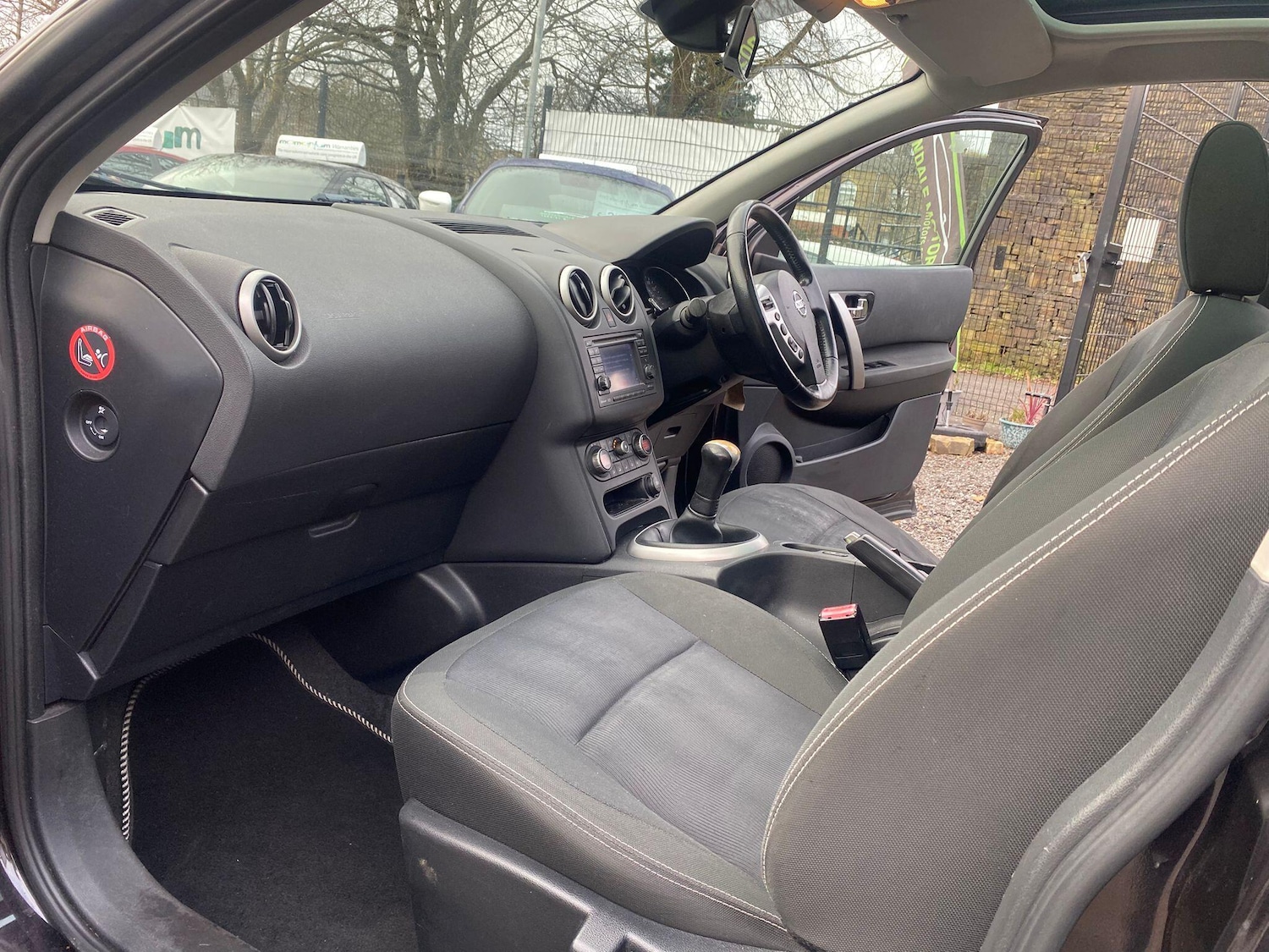 Used Nissan Qashqai 2011 for sale - 77074818: Photo 15