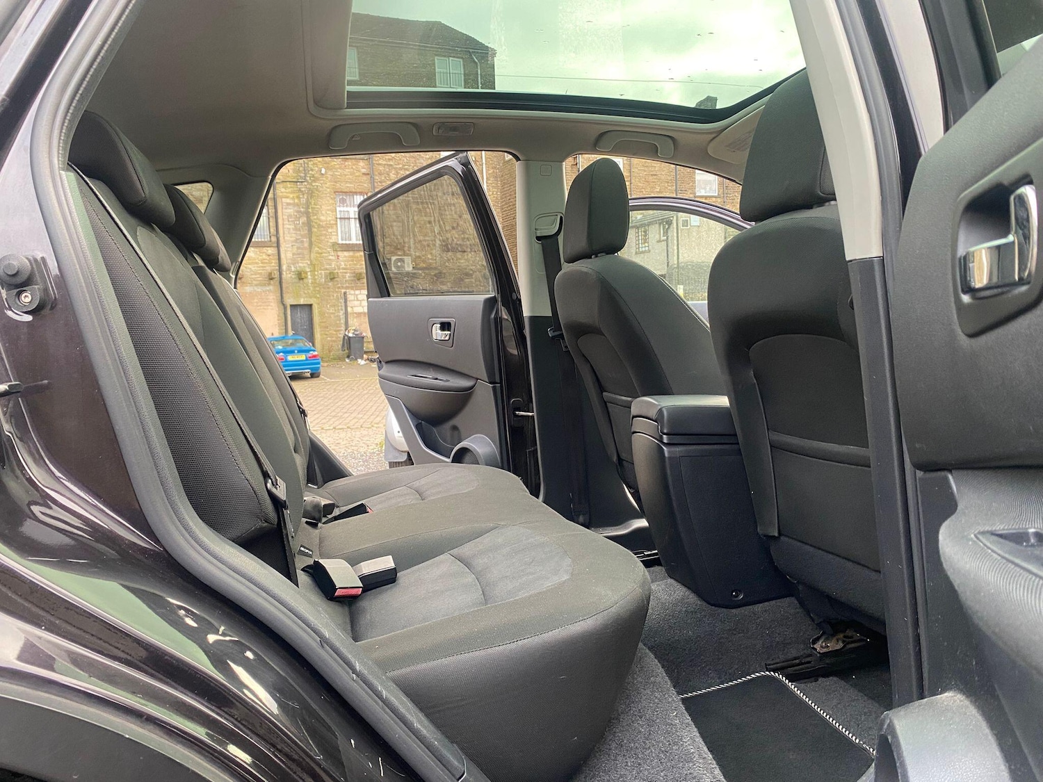 Used Nissan Qashqai 2011 for sale - 77074818: Photo 18