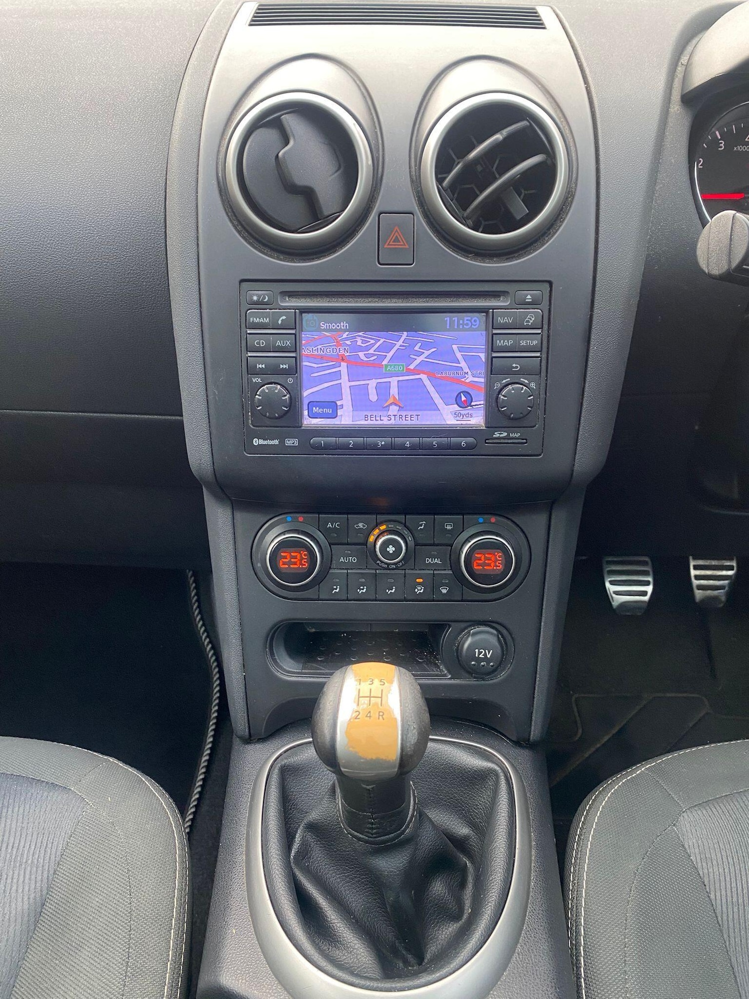 Used Nissan Qashqai 2011 for sale - 77074818: Photo 21