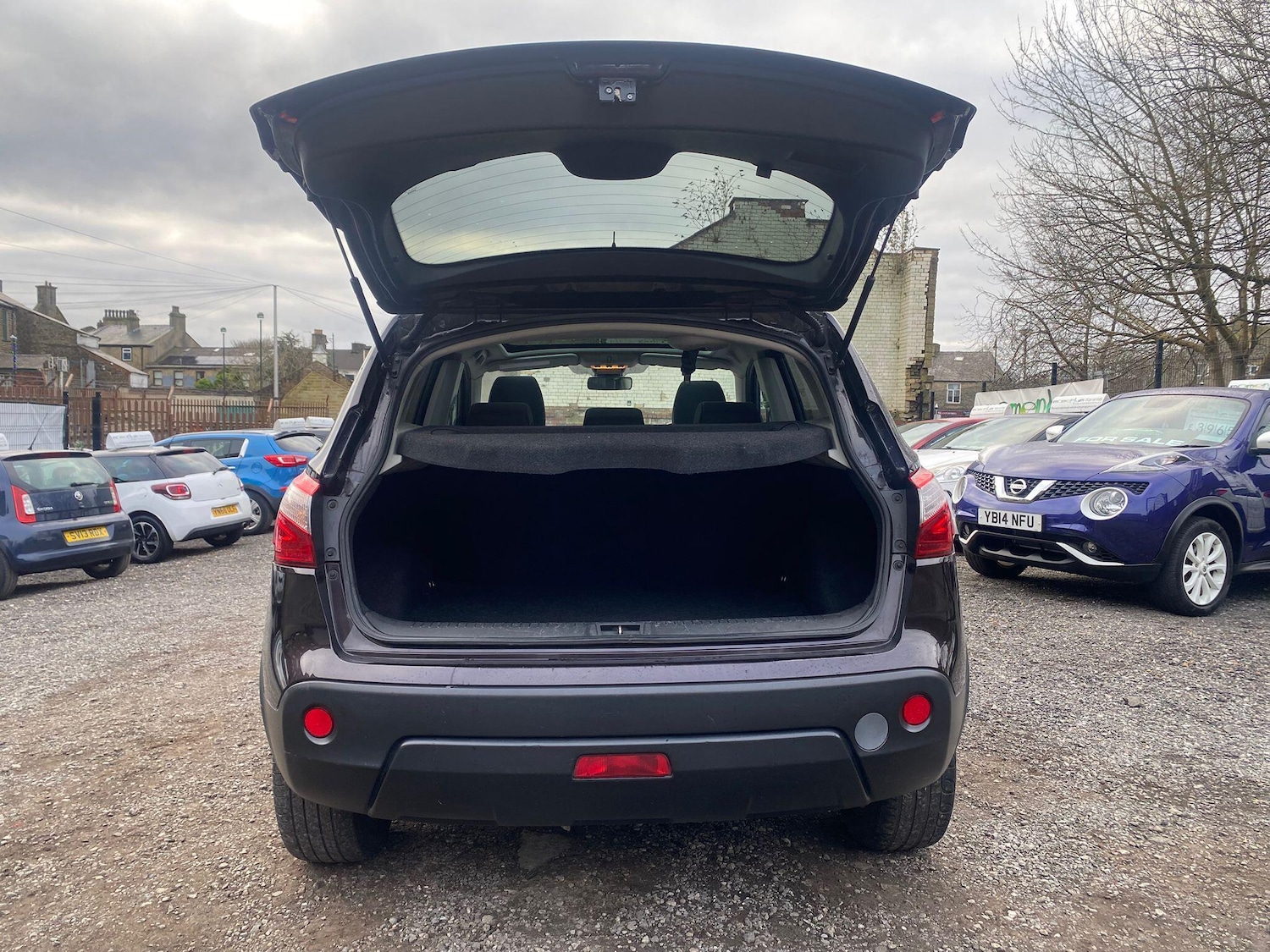 Used Nissan Qashqai 2011 for sale - 77074818: Photo 8