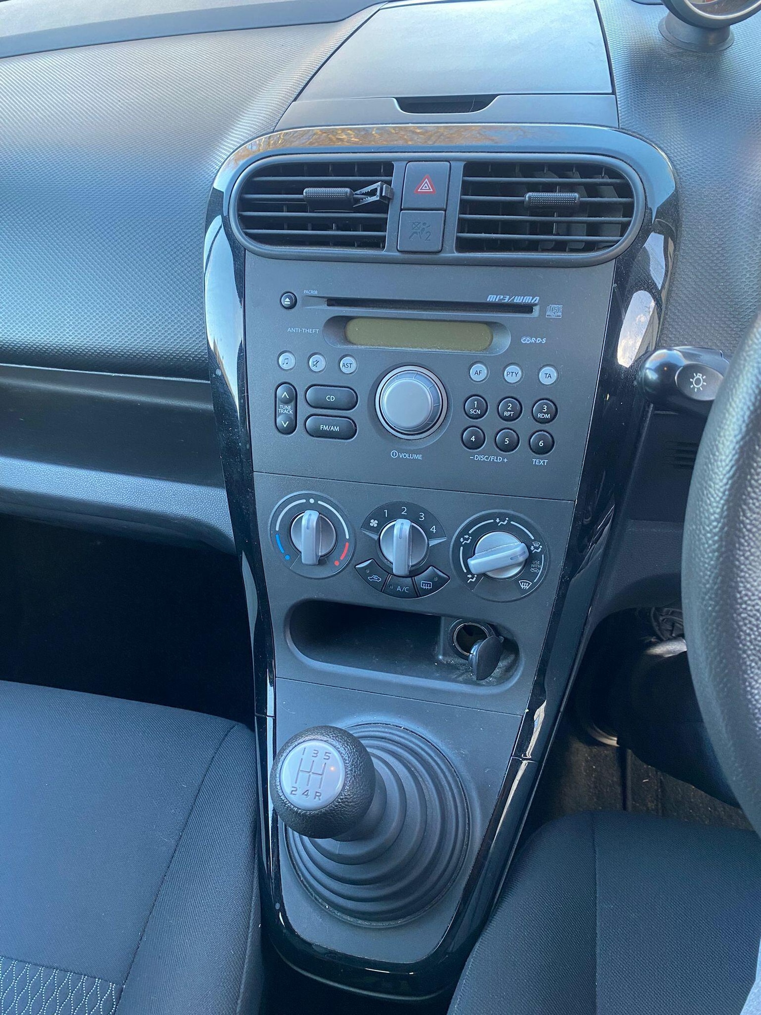 Used Suzuki Splash 2013 for sale - 76780747: Photo 7