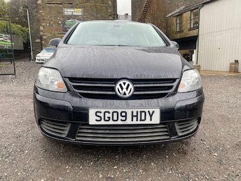 Used Volkswagen Golf Plus 2009 for sale - 77237735: Photo