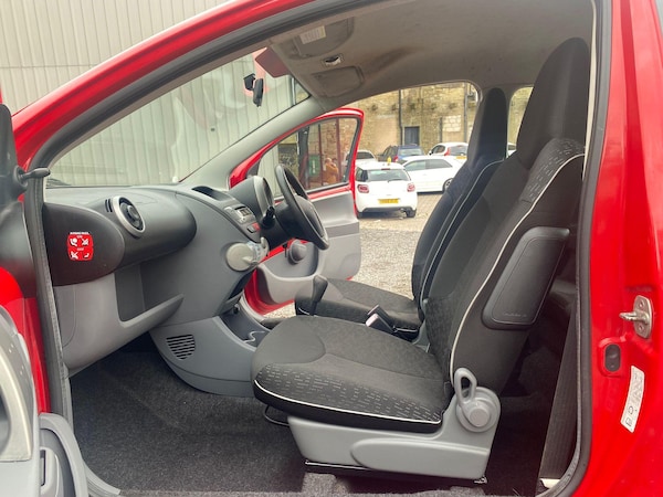 Used Peugeot 107 2009 for sale - 76201190: Photo 11