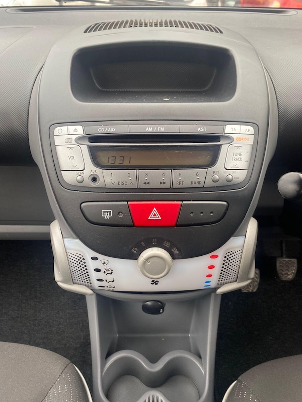 Used Peugeot 107 2009 for sale - 76201190: Photo 20