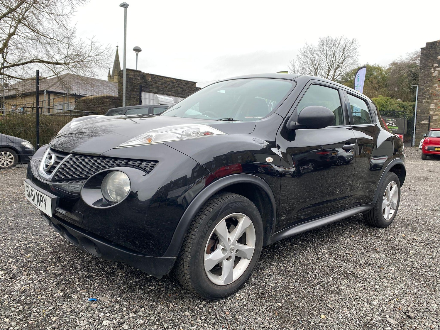 Used Nissan Juke 2011 for sale - 77330835: Photo 2