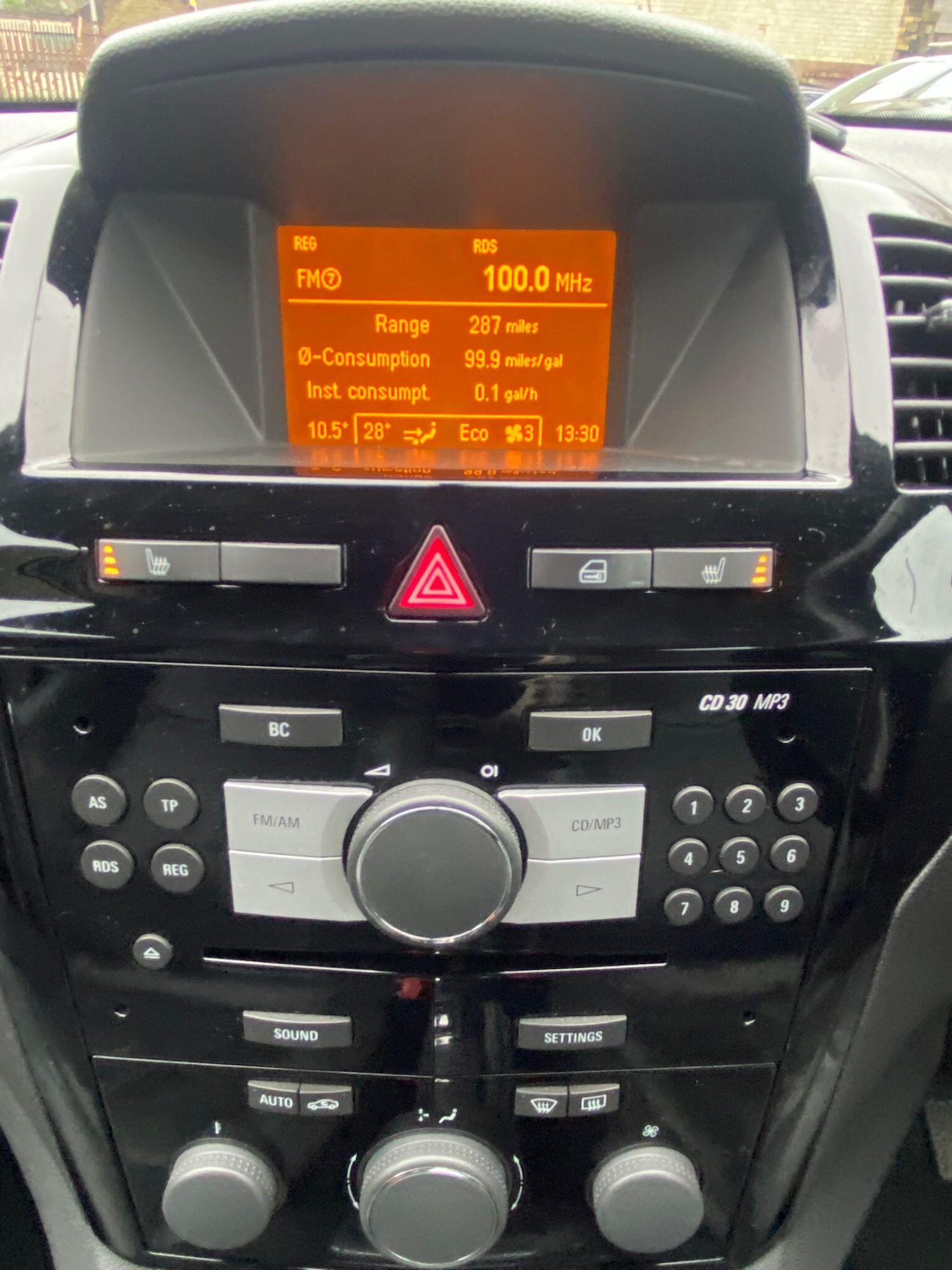 Used Vauxhall Zafira 2011 for sale - 77345322: Photo 18