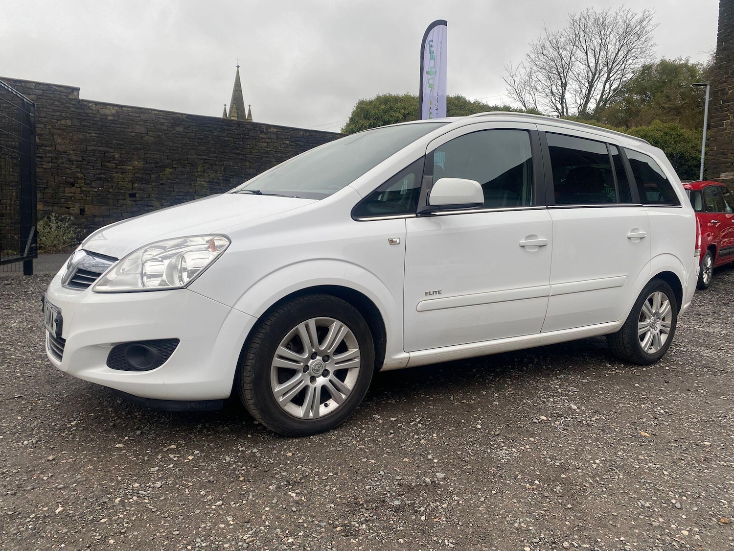 Used Vauxhall Zafira 2011 for sale - 77345322: Photo 4