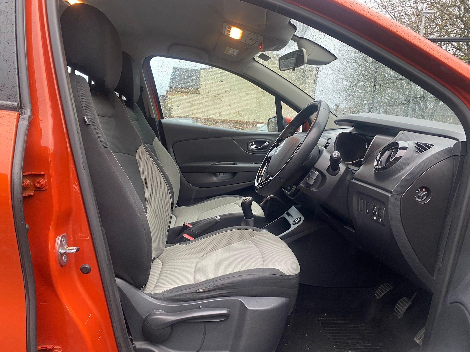 Used Renault Captur 2013 for sale - 76592889: Photo 12