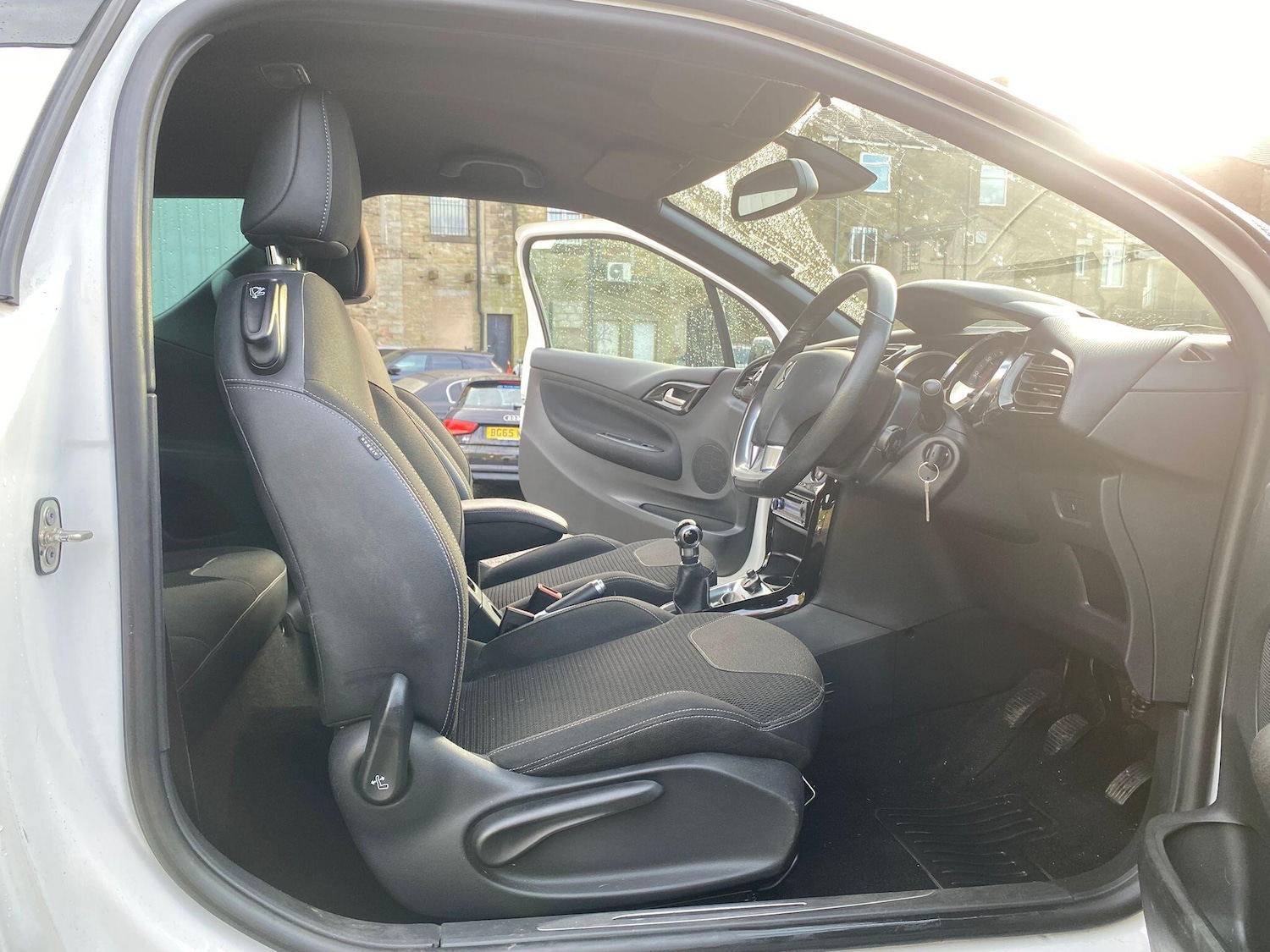 Used Citroen DS3 2013 for sale - 76913384: Photo 12