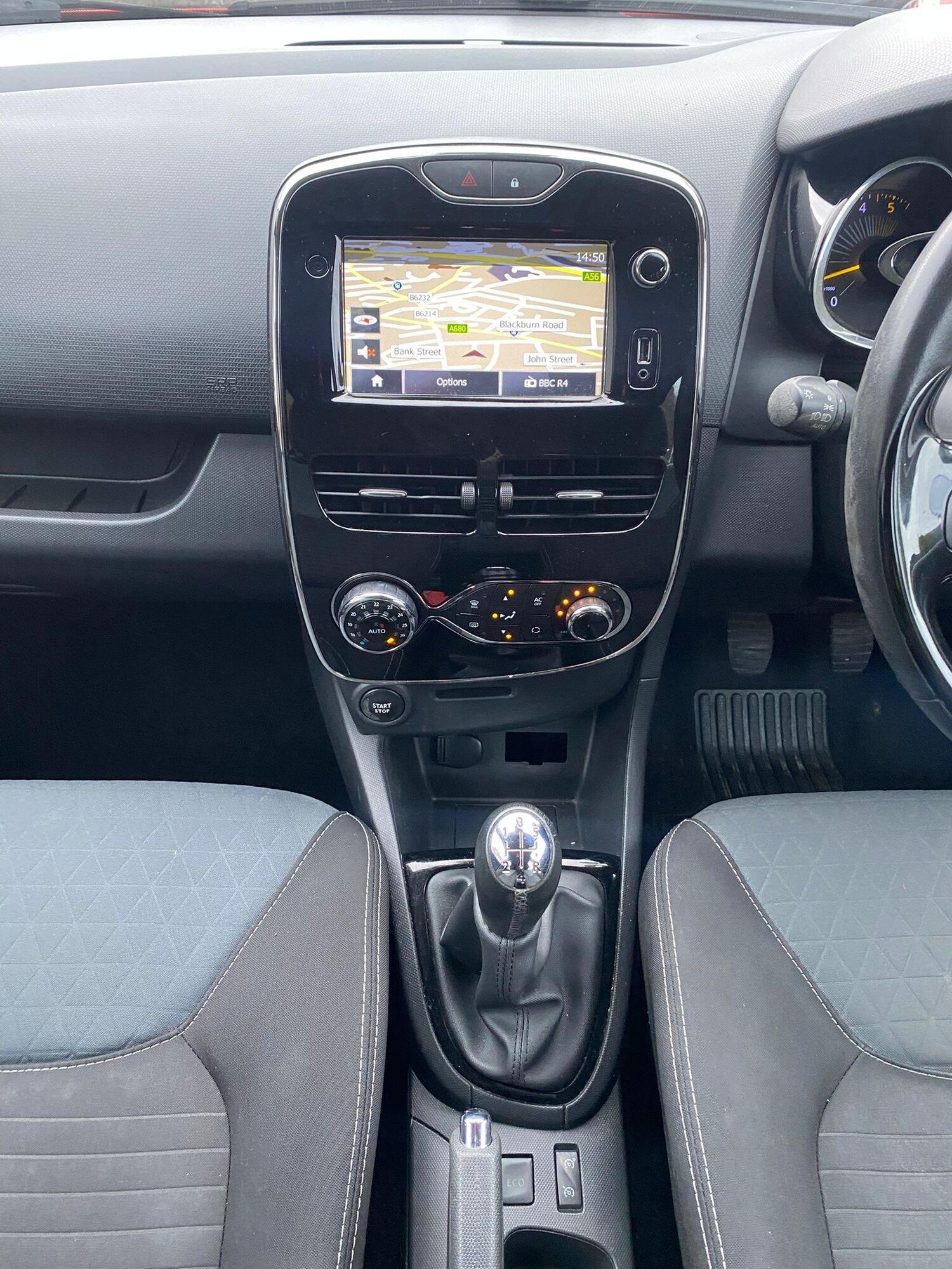 Used Renault Clio 2014 for sale - 77386372: Photo 14