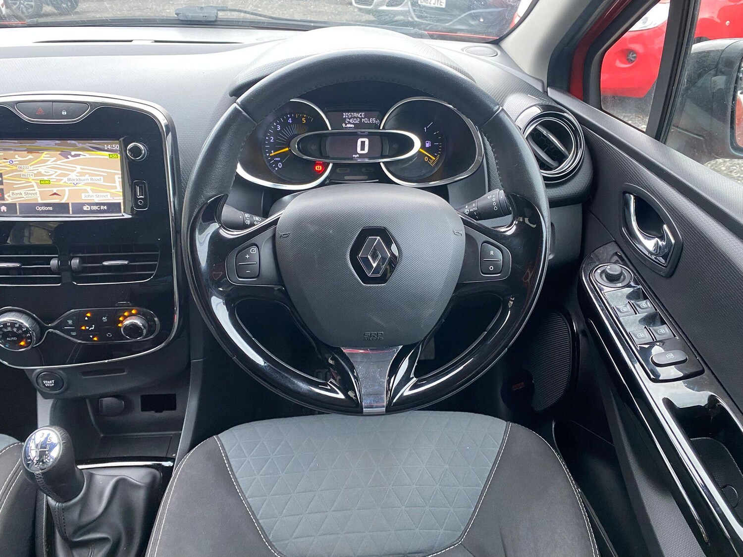 Used Renault Clio 2014 for sale - 77386372: Photo 17