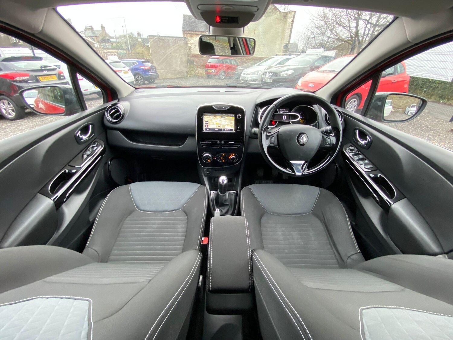 Used Renault Clio 2014 for sale - 77386372: Photo 18