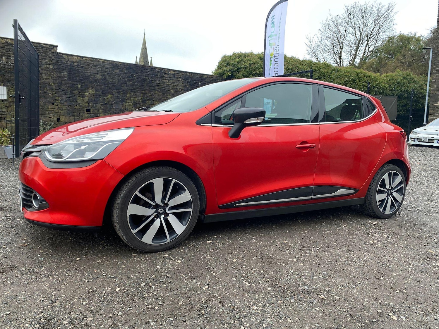 Used Renault Clio 2014 for sale - 77386372: Photo 4