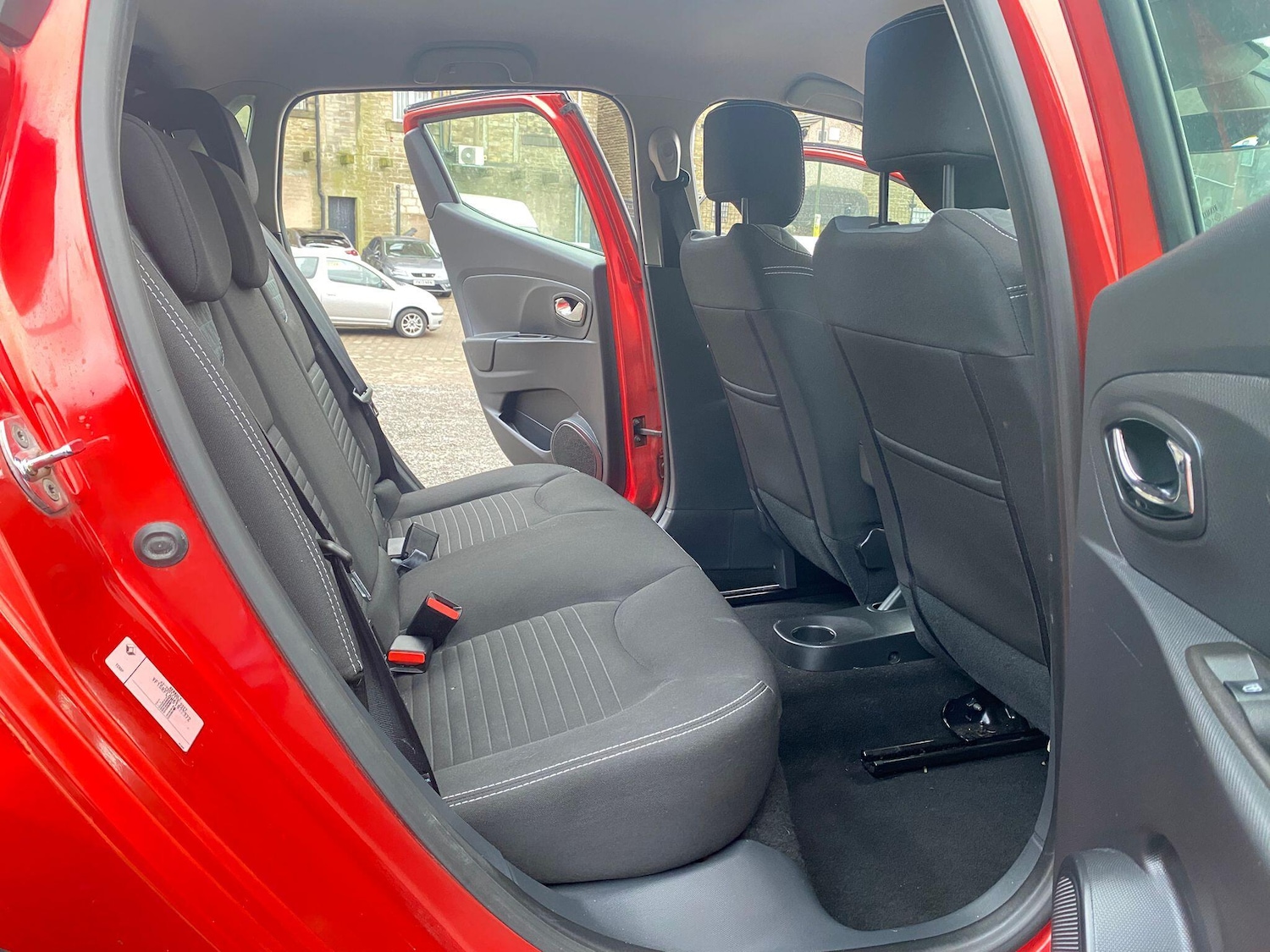 Used Renault Clio 2014 for sale - 77386372: Photo 8