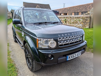 Land Rover Discovery feature image