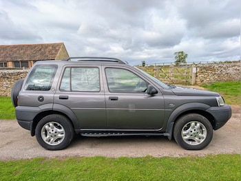 Used Land Rover Freelander 2002 for sale - 76402236: Photo