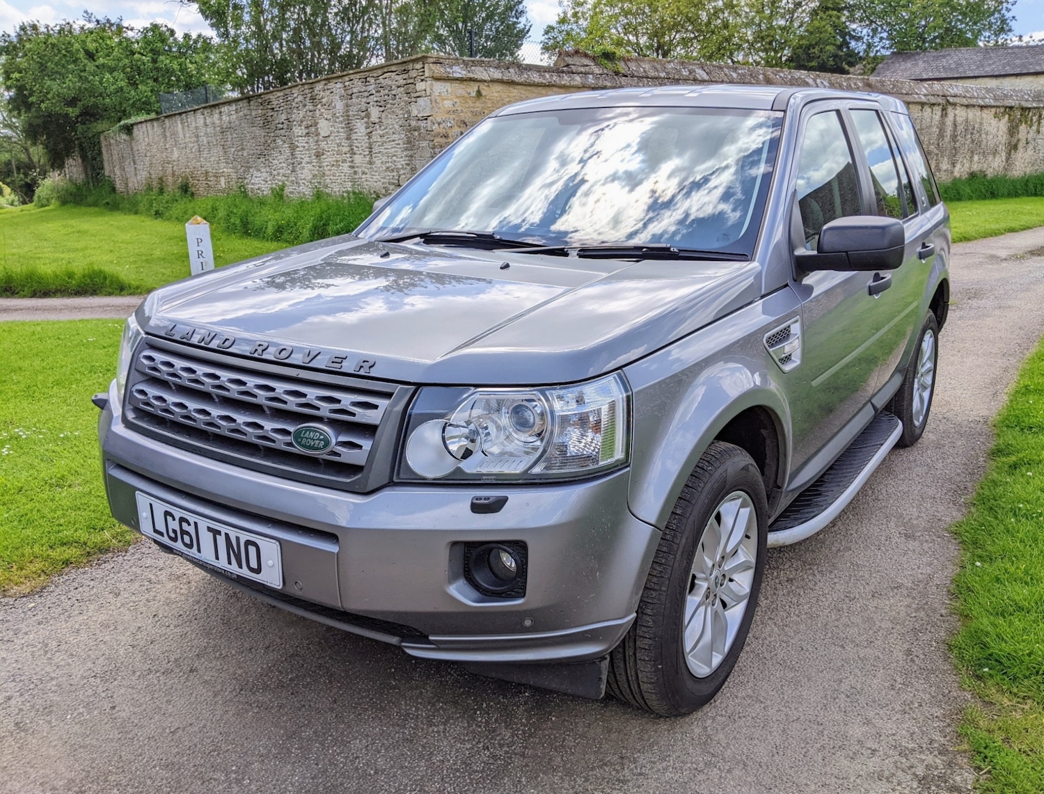 Used Land Rover Freelander 2011 for sale - 77113931: Photo 3
